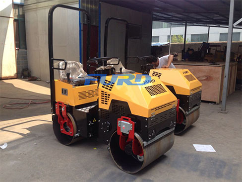 如果座駕壓路機發(fā)動機過熱應該怎么做？